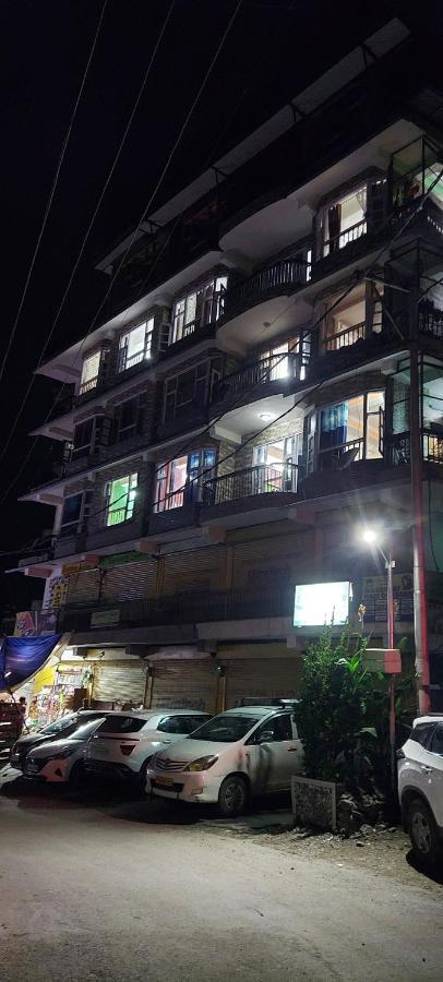 Shimla Regency 호텔 외부 사진